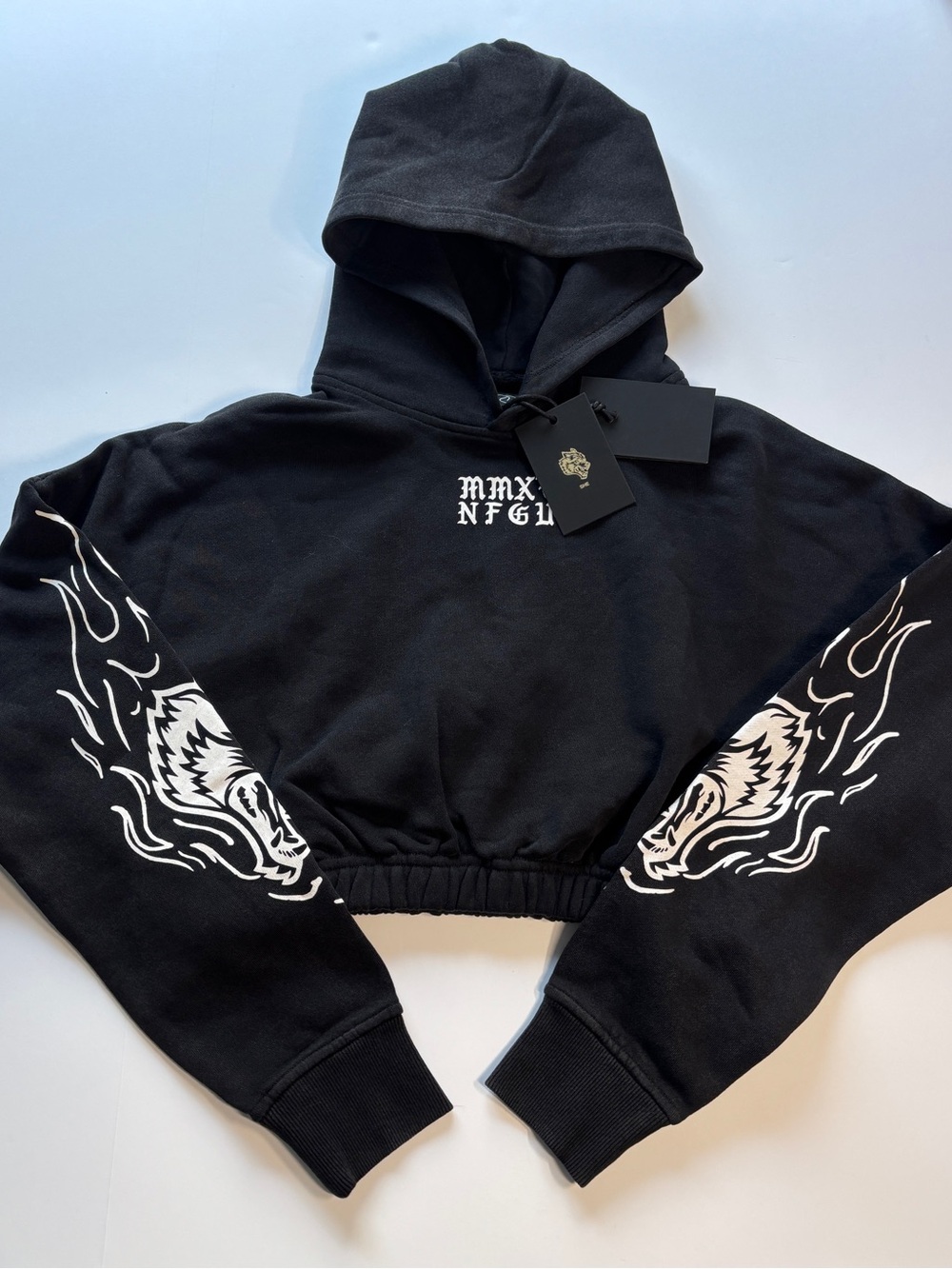 Sz Sm NWT Women Darc Sport Cropped Hoodie Valhalla SHE MMXV NFGU